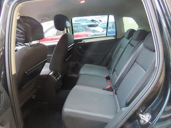 Used Volkswagen Tiguan 2017 for sale - 77563802: Photo