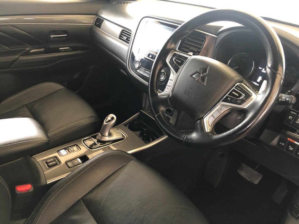 Used Mitsubishi Outlander 2019 for sale - 77258341: Photo 25