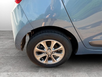 Used Hyundai i10 2016 for sale - 78701948: Photo