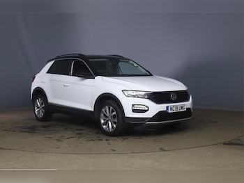 Used Volkswagen T-Roc 2019 for sale - 78263101: Photo