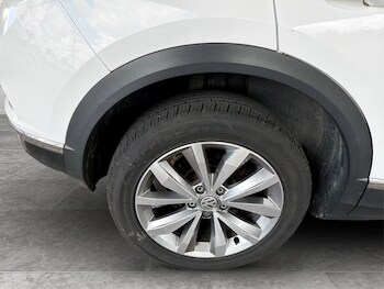 Used Volkswagen T-Roc 2019 for sale - 78263101: Photo