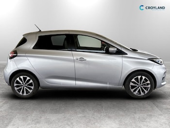 Used Renault Zoe 2022 for sale - 77976334: Photo