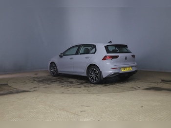 Used Volkswagen Golf 2020 for sale - 77826798: Photo