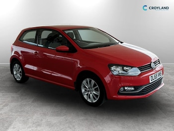 Used Volkswagen Polo 2015 for sale - 77849930: Photo