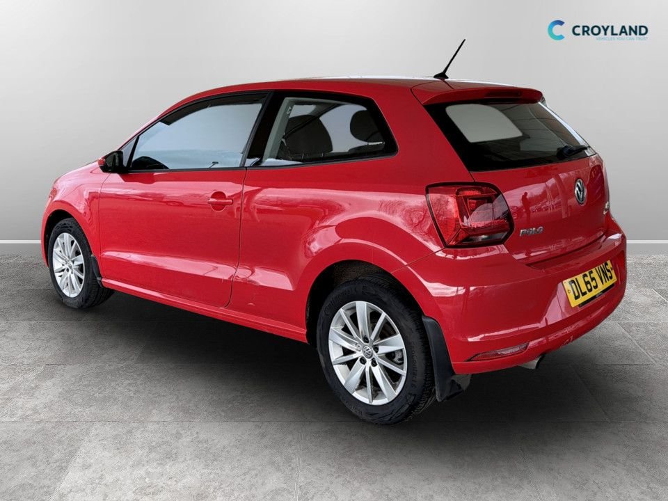 Used Volkswagen Polo 2015 for sale - 77849930: Photo 3