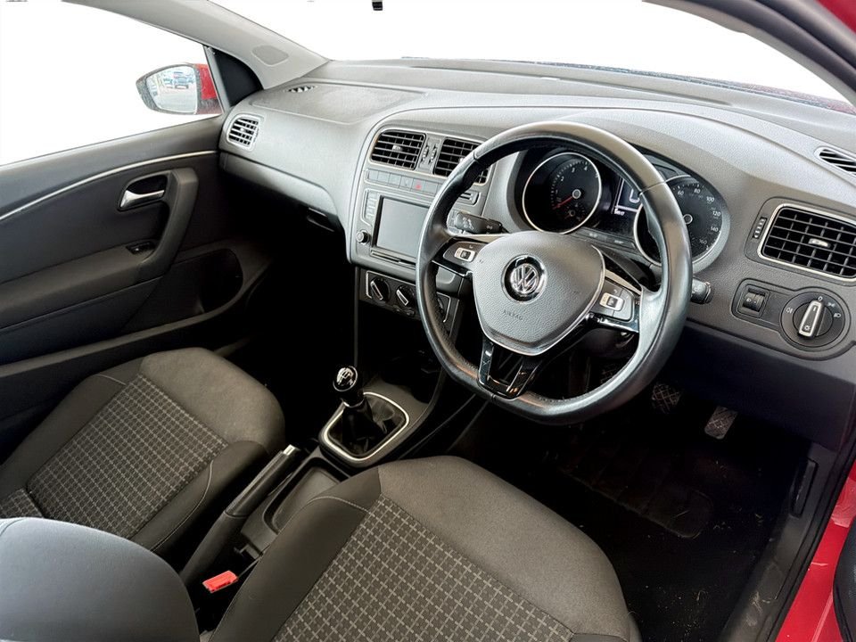 Used Volkswagen Polo 2015 for sale - 77849930: Photo 5