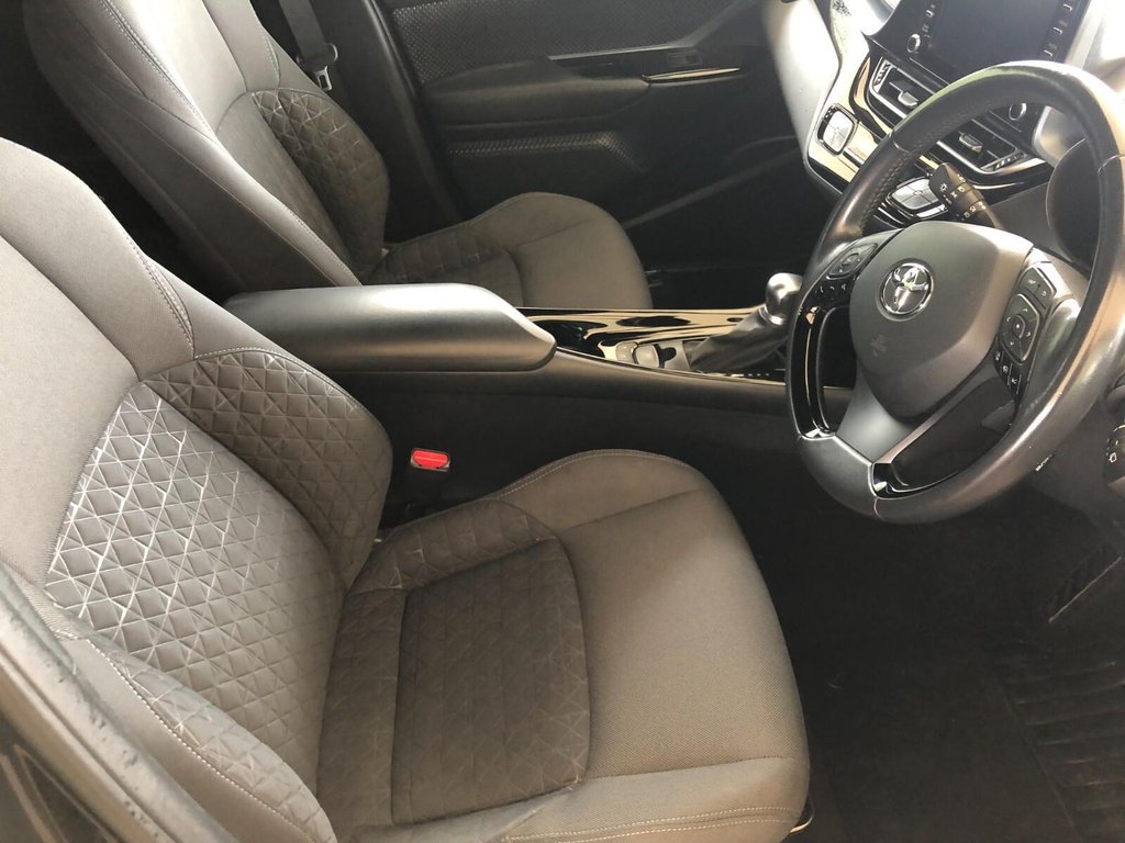 Used Toyota C-HR 2020 for sale - 77258324: Photo 27
