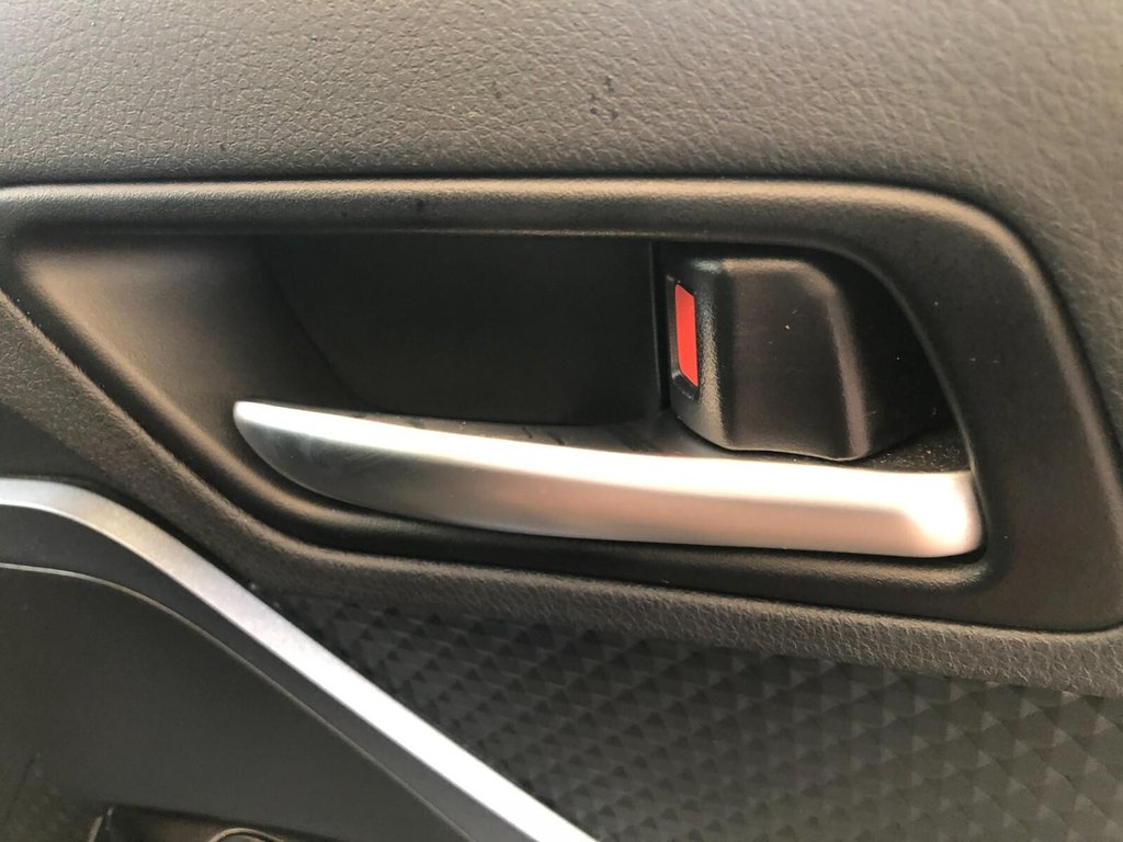 Used Toyota C-HR 2020 for sale - 77258324: Photo 33