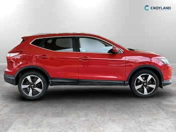 Used Nissan Qashqai 2015 for sale - 78856104: Photo