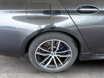 Used BMW 5 Series 2022 for sale - 77725884: Photo
