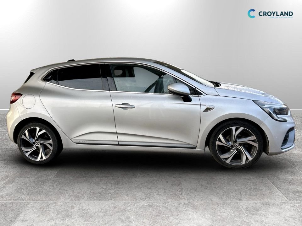 Used Renault Clio 2021 for sale - 77855596: Photo 2