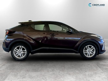 Used Toyota C-HR 2023 for sale - 78401489: Photo