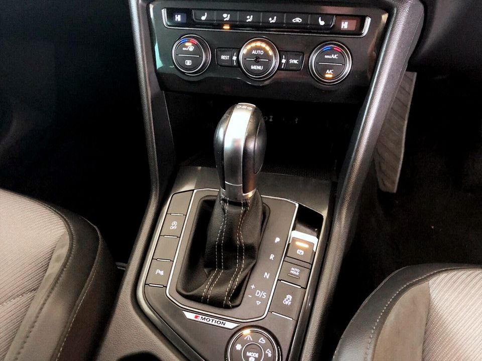 Used Volkswagen Tiguan 2017 for sale - 77258199: Photo 19