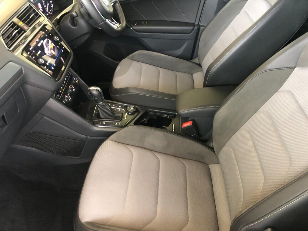 Used Volkswagen Tiguan 2017 for sale - 77258199: Photo 35