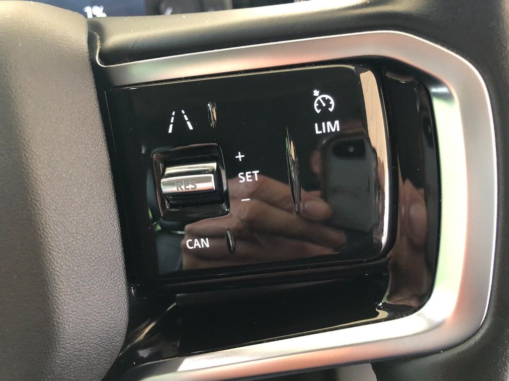 Used Land Rover Range Rover Evoque 2021 for sale - 77258339: Photo 40