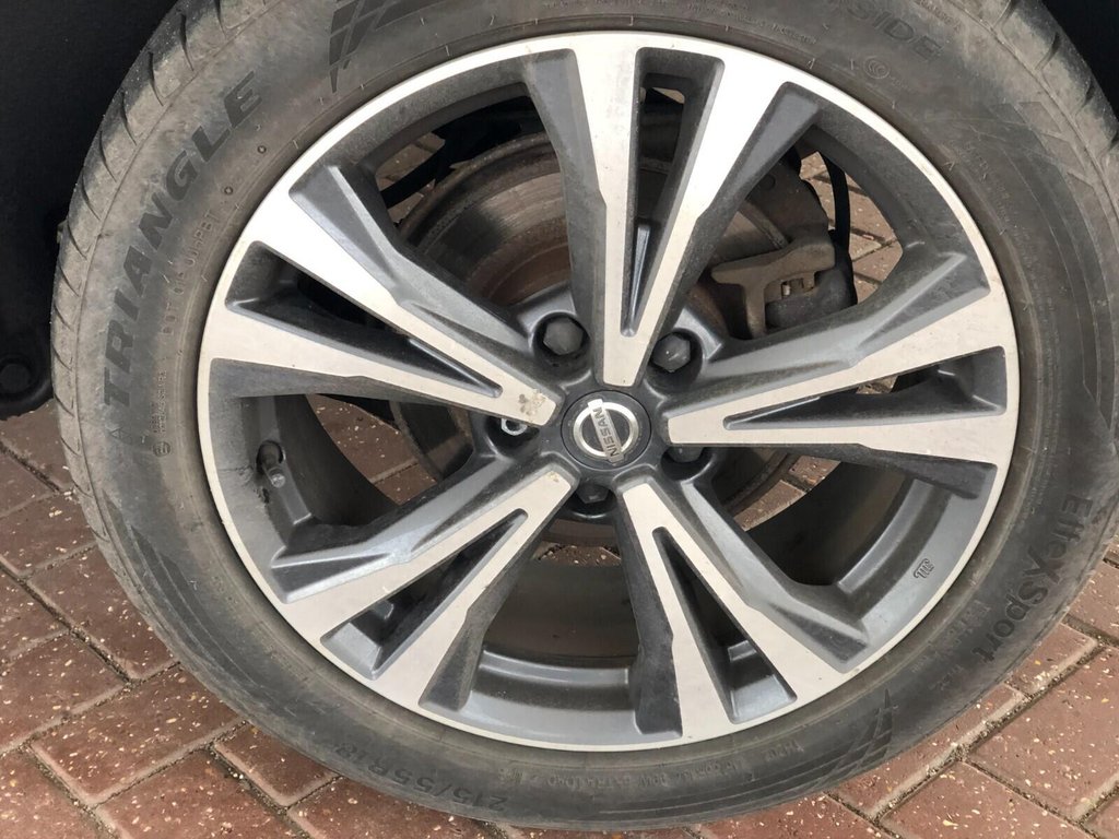 Used Nissan Qashqai 2017 for sale - 77258158: Photo 4