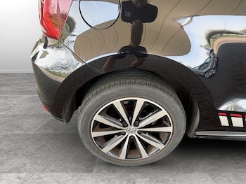 Used Volkswagen Polo 2017 for sale - 78158418: Photo