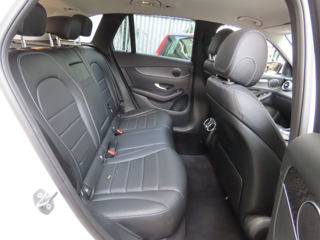 Used Mercedes-Benz GLC 2018 for sale - 77841361: Photo 4