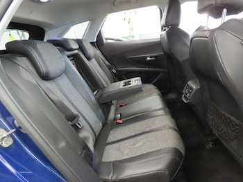 Used Peugeot 3008 2017 for sale - 79427570: Photo
