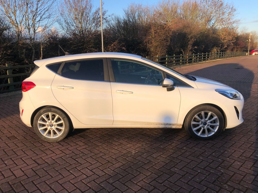 Used Ford Fiesta 2020 for sale - 77280680: Photo 2