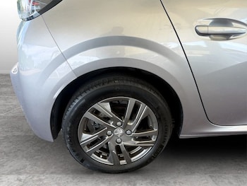Used Peugeot 208 2022 for sale - 79142054: Photo