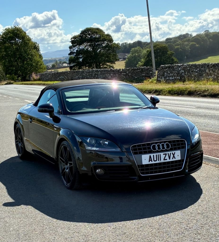 Used Audi TT 2011 for sale - 76148056: Photo 2
