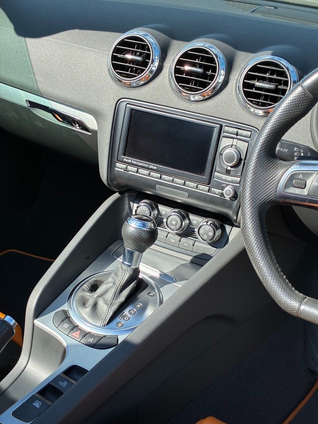Used Audi TT 2011 for sale - 76148056: Photo 6