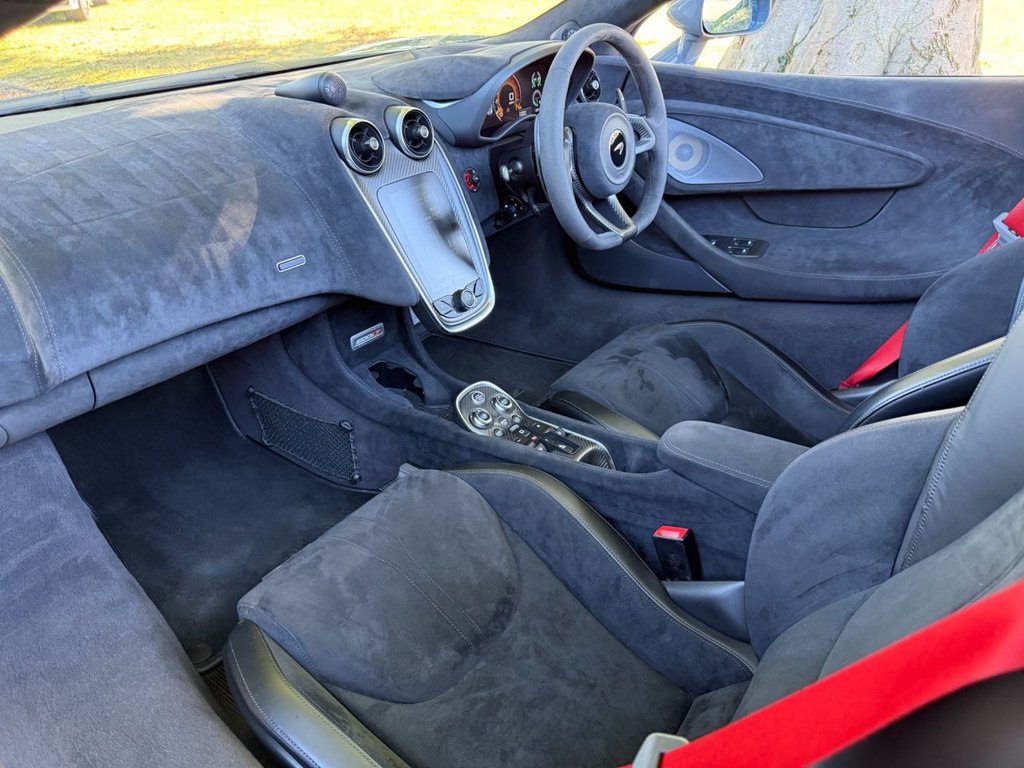 Used McLaren 600LT 2019 for sale - 76115551: Photo 40