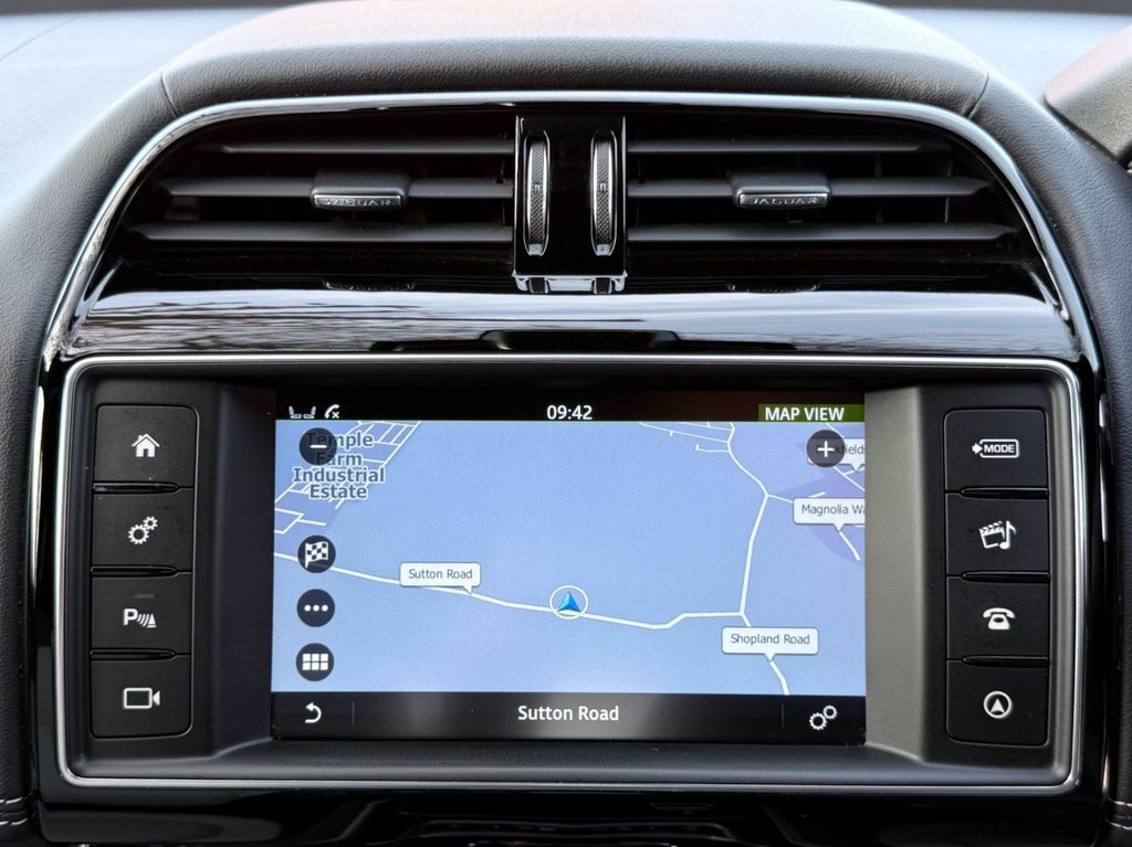 Used Jaguar XE 2015 for sale - 78181633: Photo 15