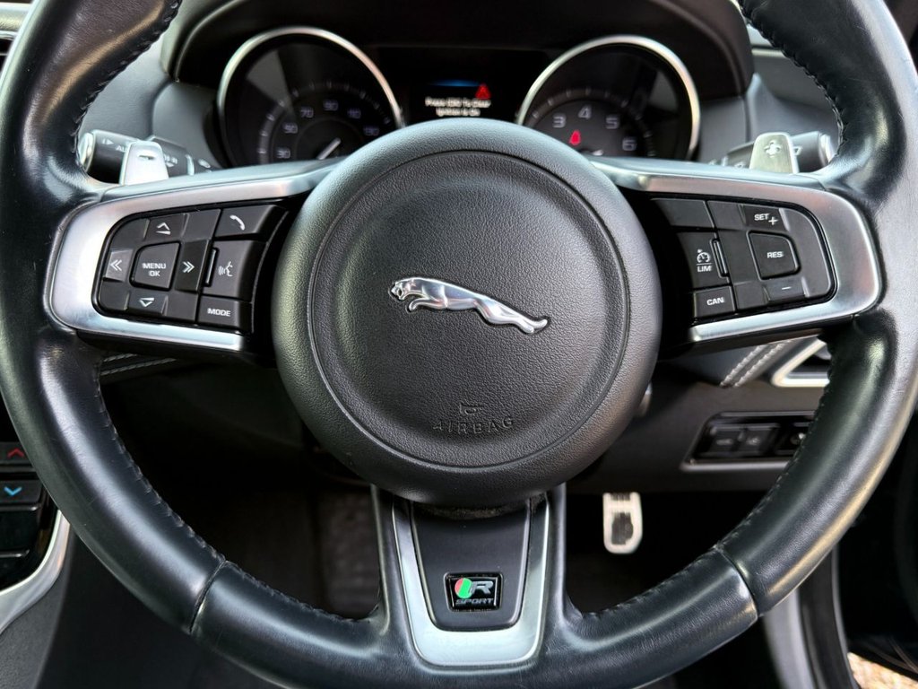 Used Jaguar XE 2015 for sale - 78181633: Photo 16