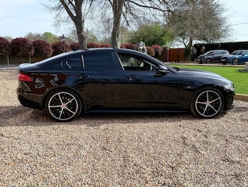 Used Jaguar XE 2015 for sale - 78181633: Photo