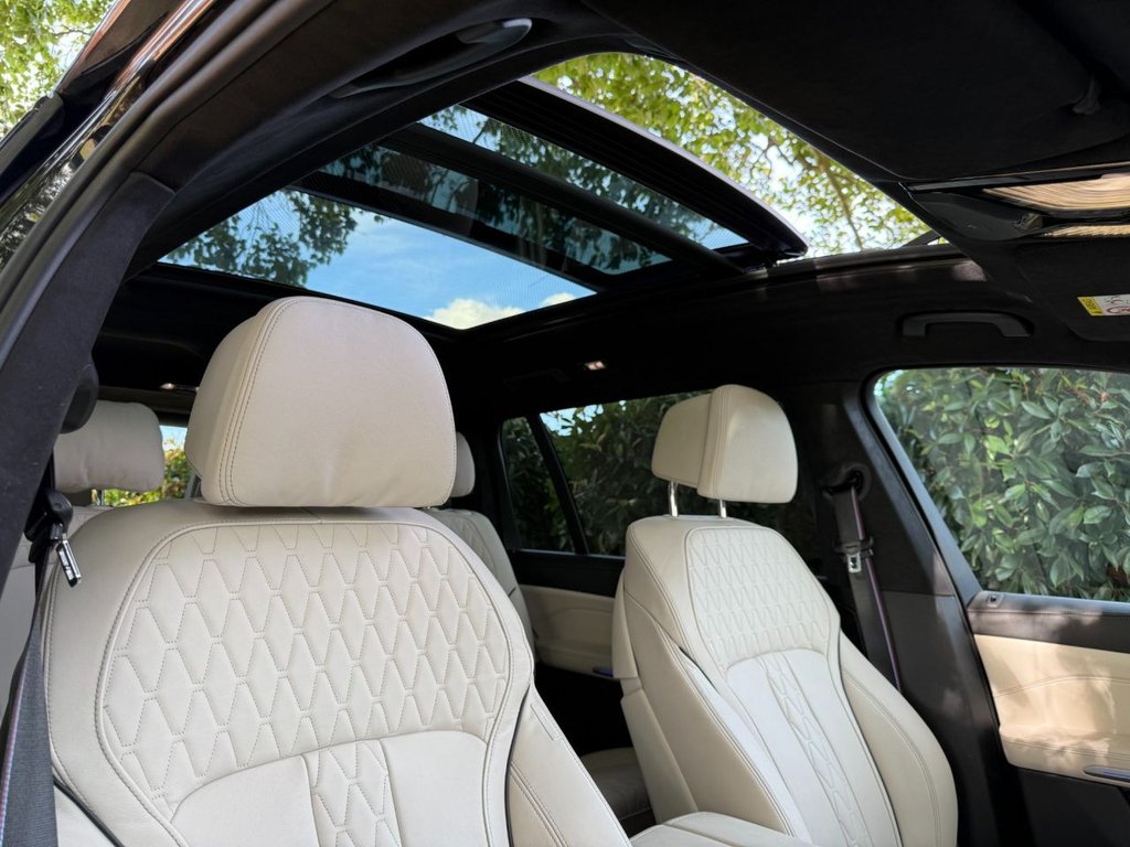 Used BMW X7 2023 for sale - 76115560: Photo 10