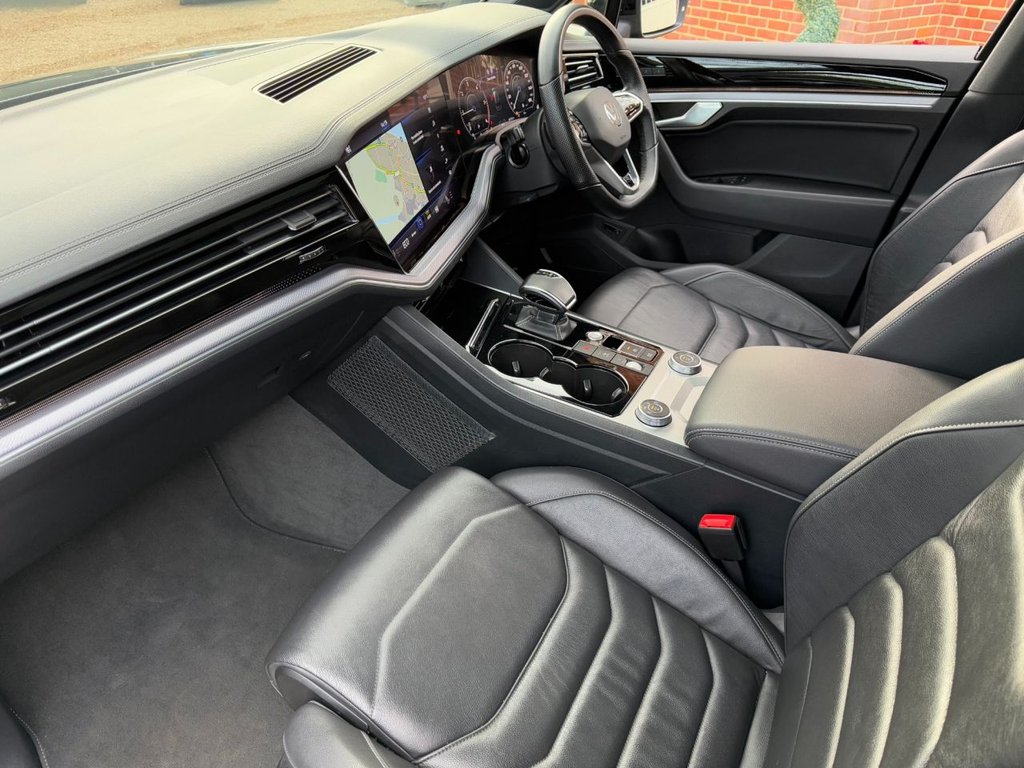 Used Volkswagen Touareg 2022 for sale - 76797843: Photo 22