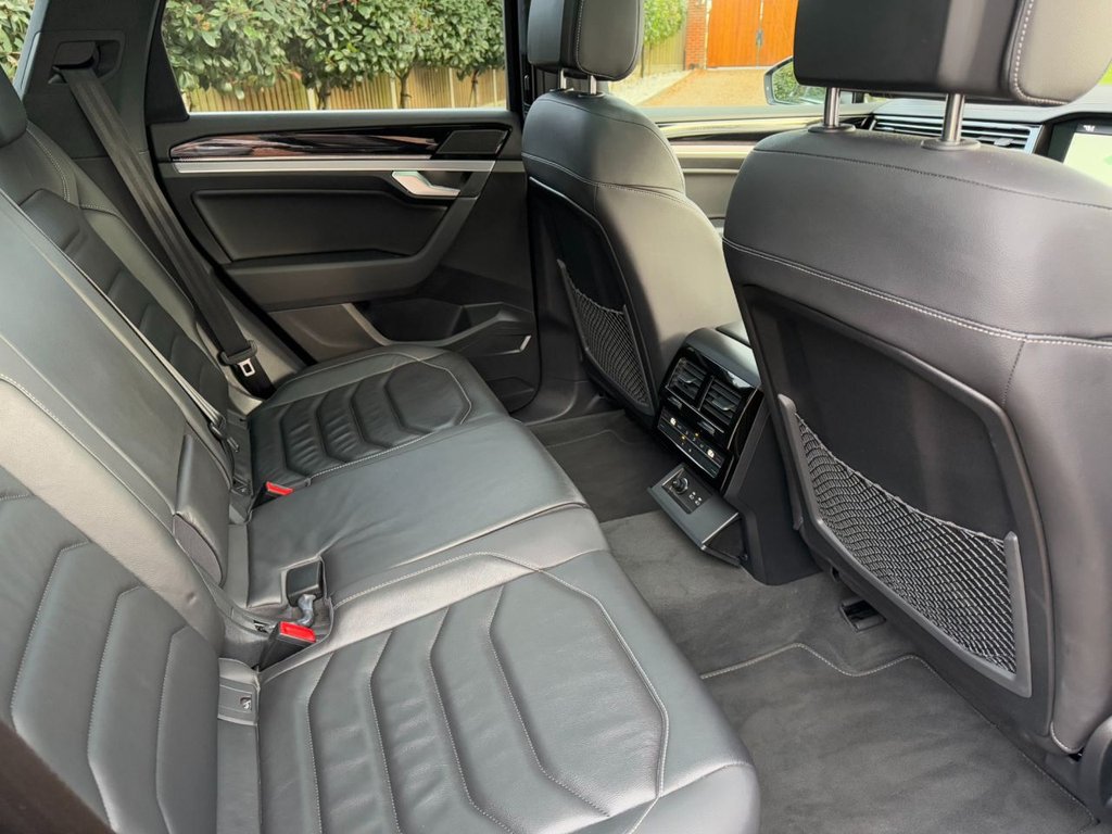 Used Volkswagen Touareg 2022 for sale - 76797843: Photo 25