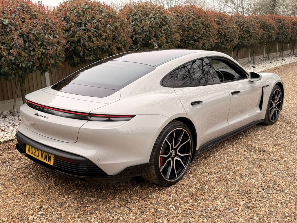 Used Porsche Taycan 2023 for sale - 77748983: Photo 33