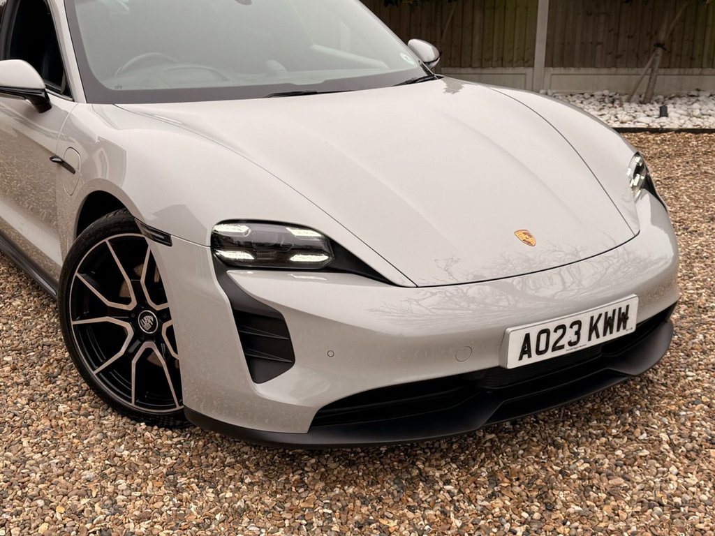 Used Porsche Taycan 2023 for sale - 77748983: Photo 40