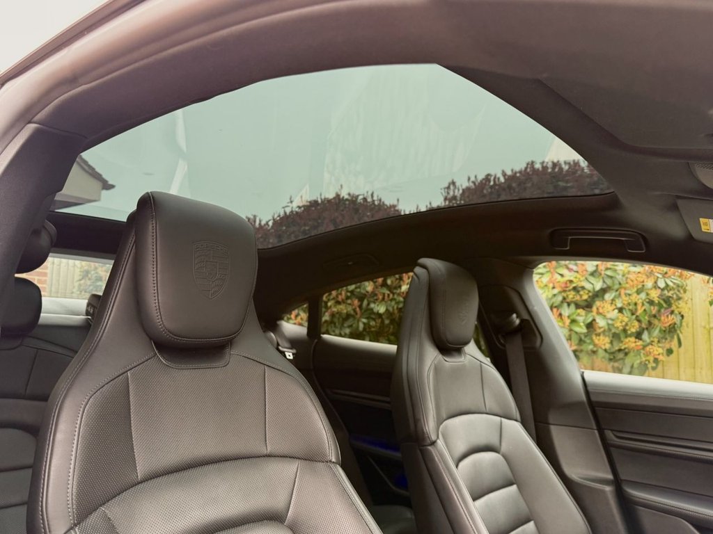 Used Porsche Taycan 2023 for sale - 77748983: Photo 9