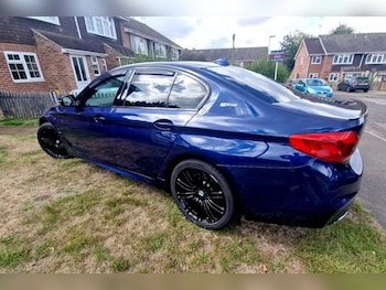 2019 (19) - 2.0 530e 9.2kWh M Sport Saloon 4dr Petrol Plug-in Hybrid Auto Euro 6 (s/s)