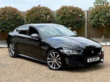 Used Jaguar XE 2019 for sale - 74773792: Photo