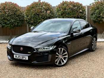 Used Jaguar XE 2019 for sale - 74773792: Photo