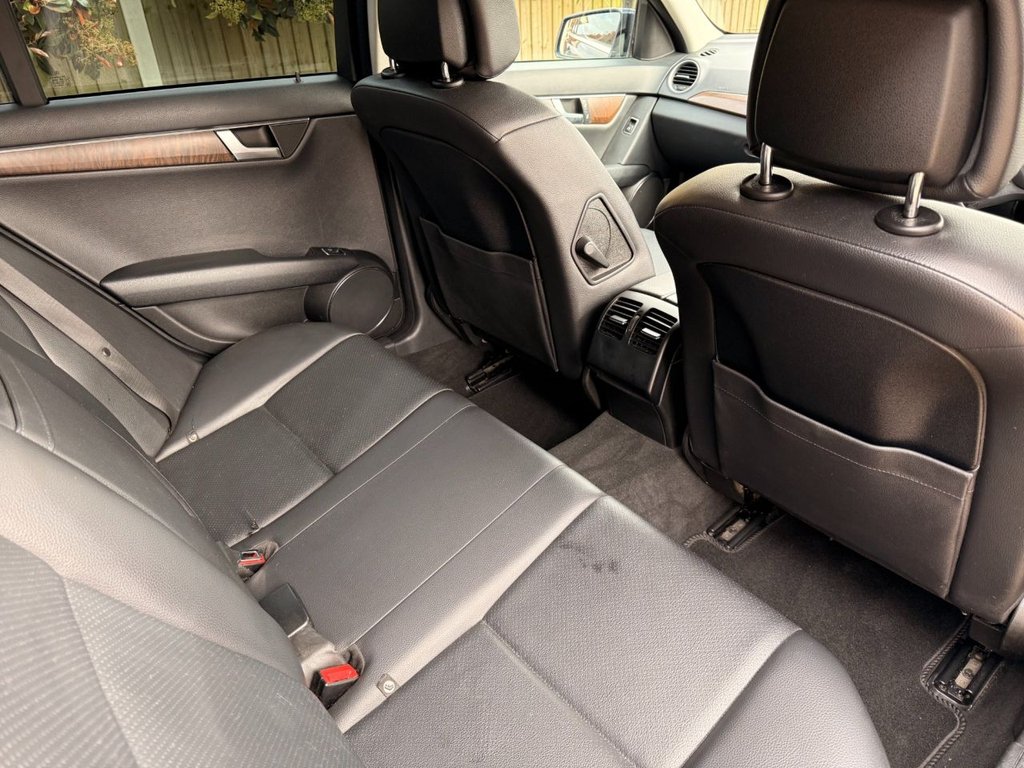 Used Mercedes-Benz C Class 2011 for sale - 77937016: Photo 19