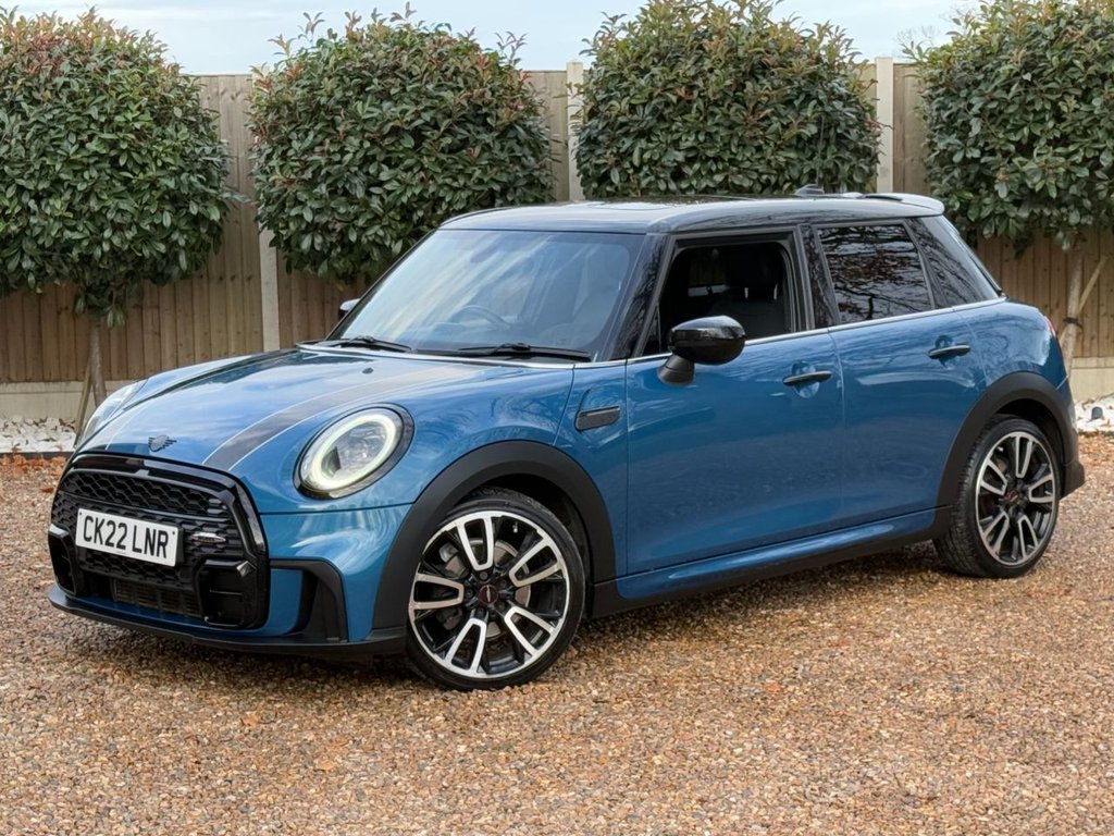 Used MINI Hatch 2022 for sale - 76798162: Photo 3