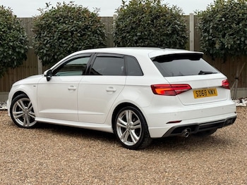 Used Audi A3 2018 for sale - 77065027: Photo