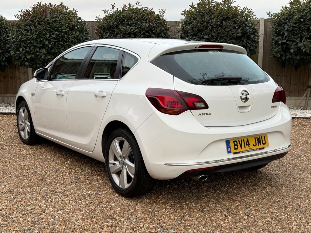 Used Vauxhall Astra 2014 for sale - 76751255: Photo 2