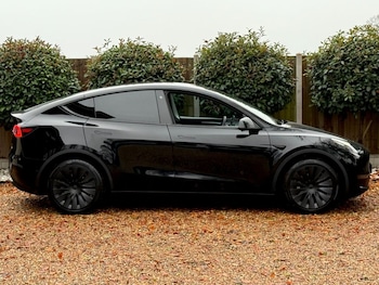 Used Tesla Model Y 2022 for sale - 76546620: Photo