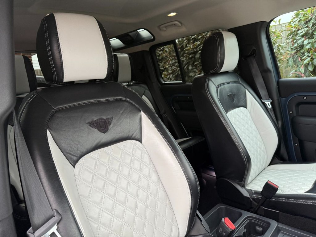 Used Land Rover Defender 2021 for sale - 77636791: Photo 11