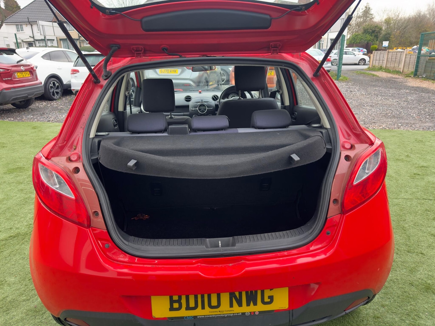 Used Mazda Mazda2 2010 for sale - 76689765: Photo 14