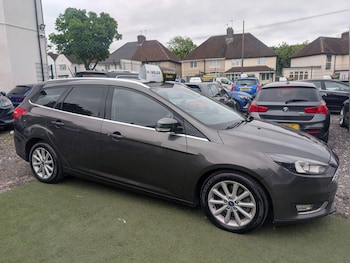 Used Ford Focus 2017 for sale - 78561118: Photo