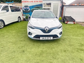 Used Renault Clio 2021 for sale - 76731134: Photo