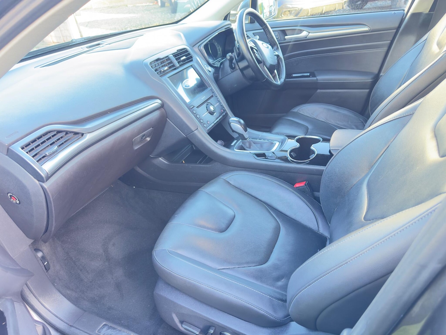 Used Ford Mondeo 2016 for sale - 77016108: Photo 13